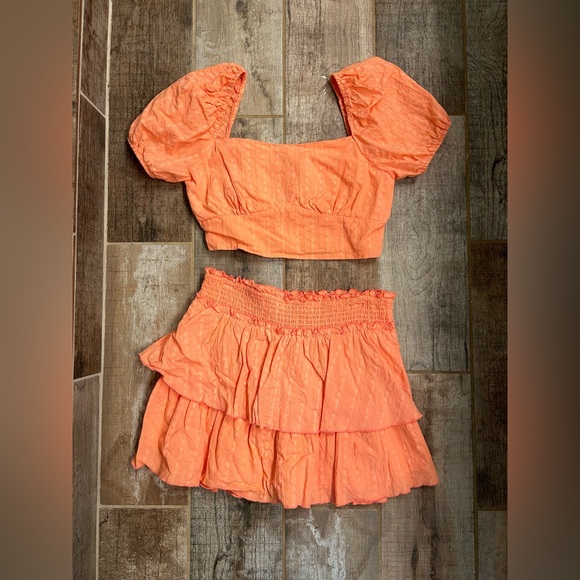 HYFVE Dresses & Skirts - Flowy matching skirt set